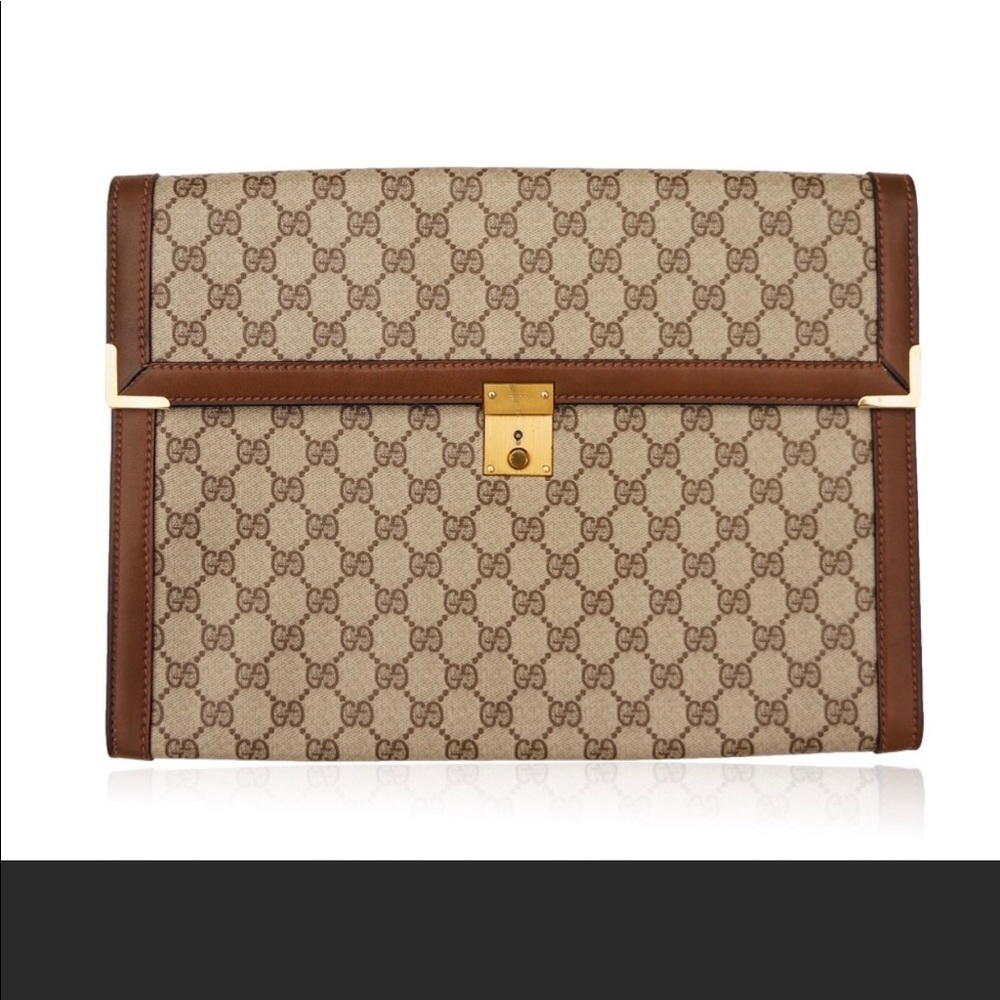 SOLD Gucci Portfolio Clutch
